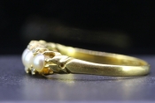  A WONDERFUL VICTORIAN PEARL AND DIAMOND 18 CARAT GOLD RING