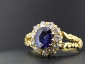 GORGEOUS VICTORIAN SAPPHIRE AND DIAMOND 18 CARAT GOLD CLUSTER RING