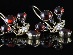 VICTORIAN INSPIRED LARGE GARNET SAPPHIRE & PEARL 15 CARAT GOLD  EARRINGS