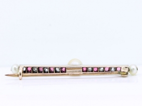 EXQUISITE ART DECO RUBY DIAMOND AND PEARL 18 CARAT GOLD AND PLATINUM PIN