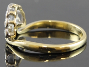 BEAUTIFUL ART DECO DIAMOND 18 CARAT AND PLATINUM RING