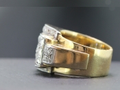 STUNNING DIAMOND 18 CARAT GOLD COCKTAIL RING