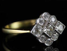 STUNNING ART DECO INSPIRED DIAMOND 18 CARAT GOLD RING