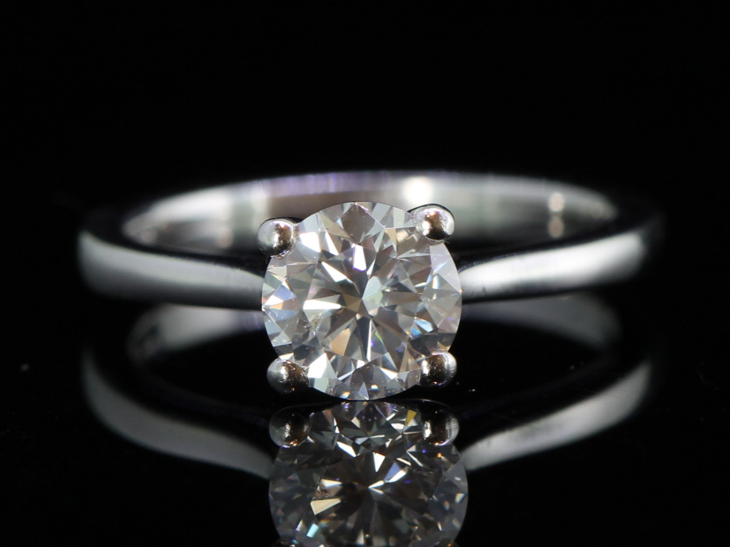 Vintage diamond solitaire platinum ring 0.92ct diamond with cert