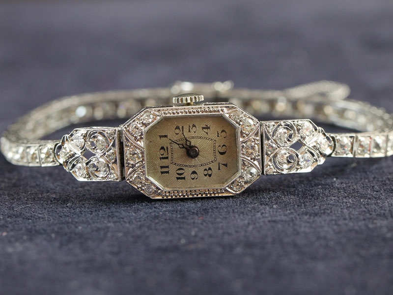 Stunning ladies platinum watch