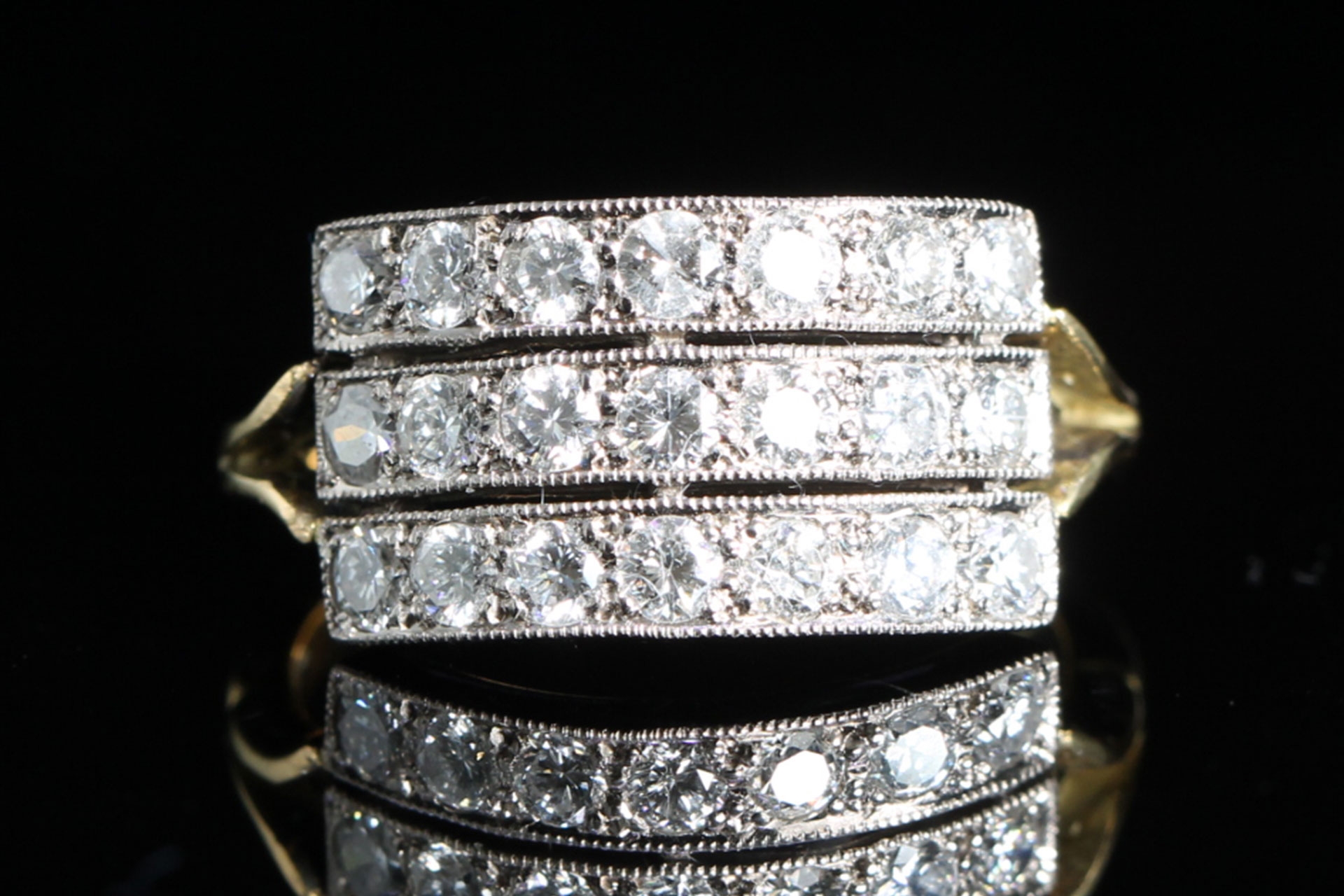  vintage three row diamond 18ct gold band ring