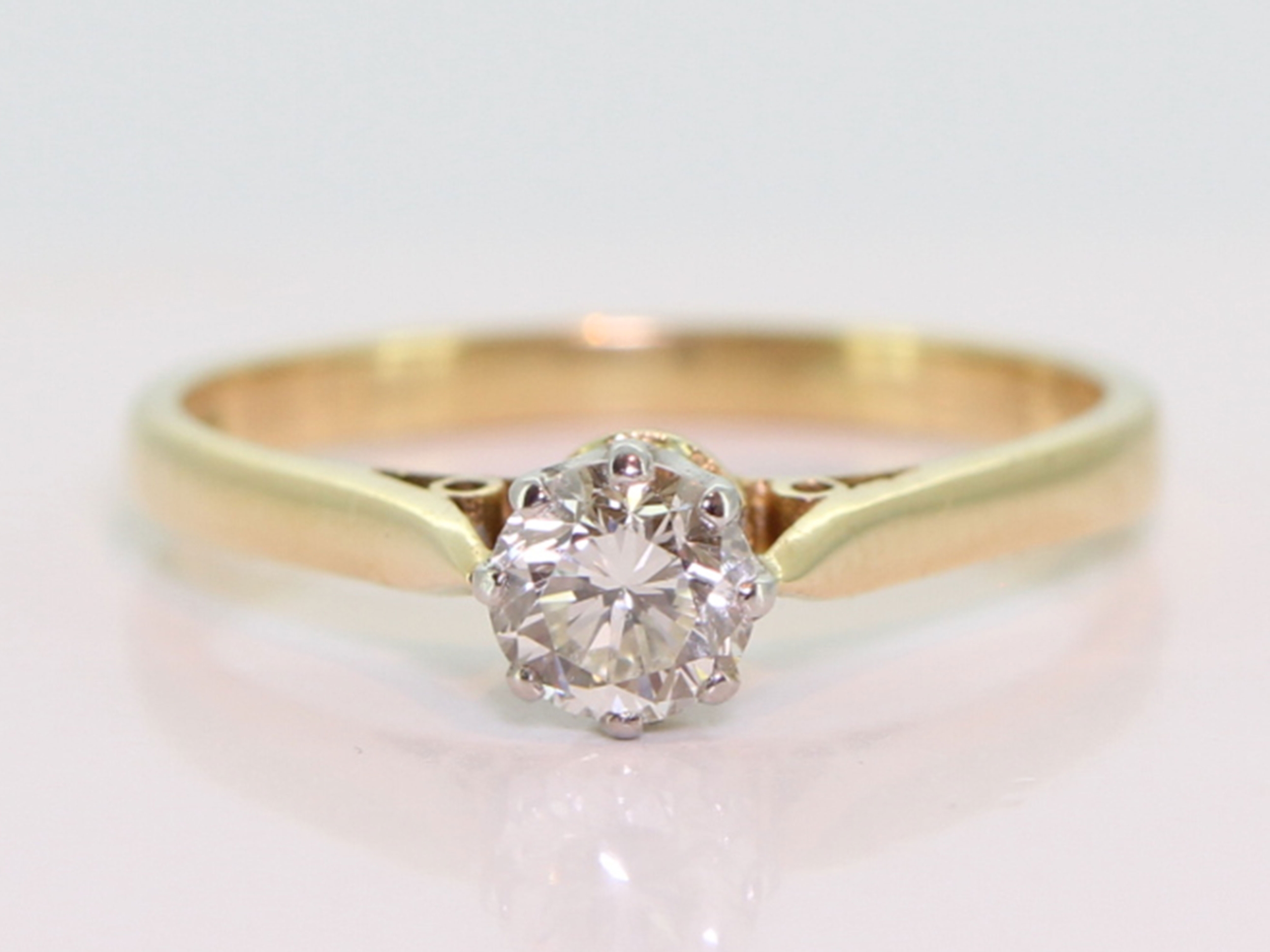  timeless classic diamond solitaire 18 carat gold ring