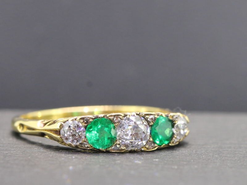  wonderful edwardian columbian emerald and diamond 18 carat gold ring