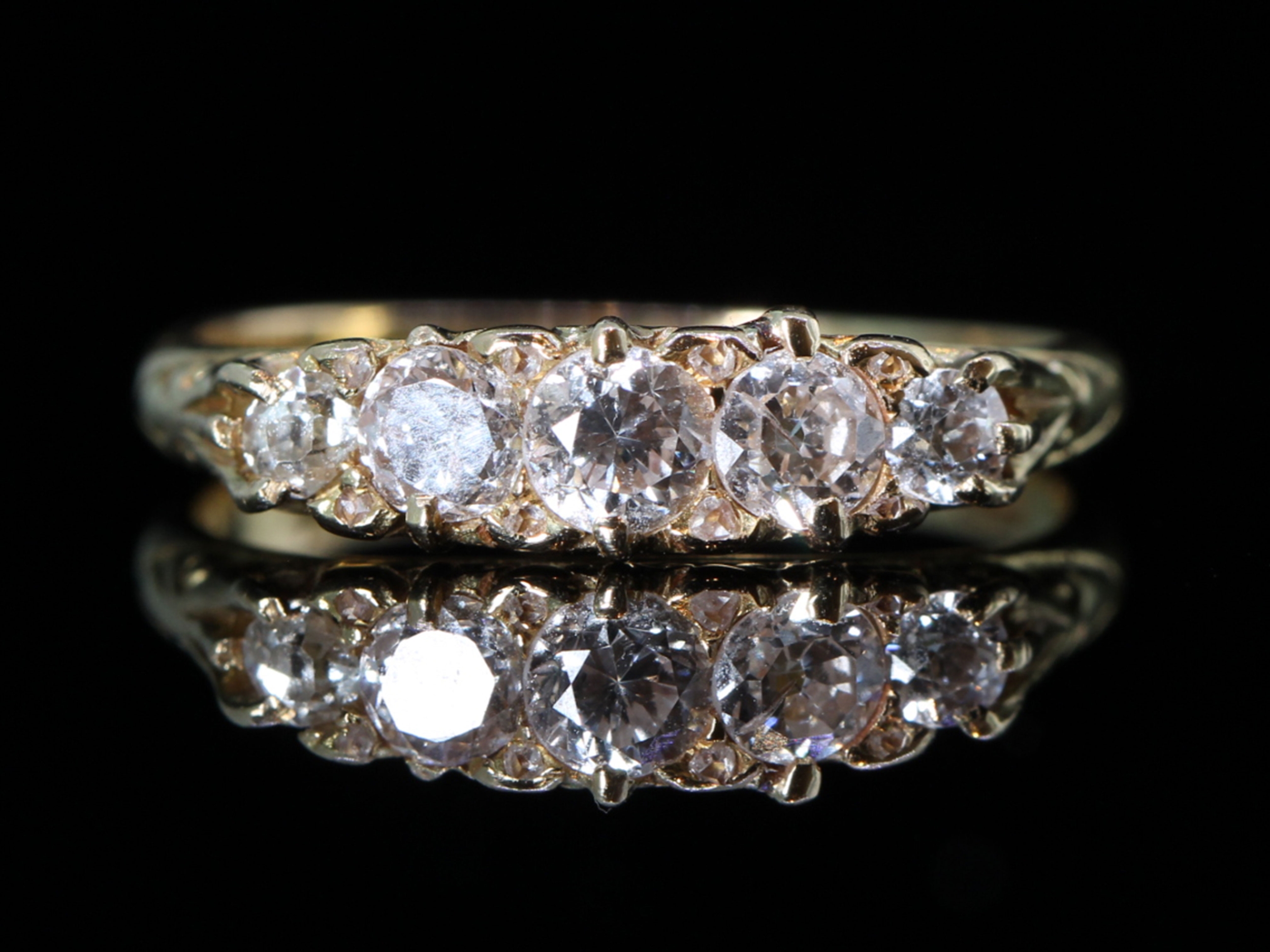 Edwardian carved half hoop diamond 18ct gold ring 