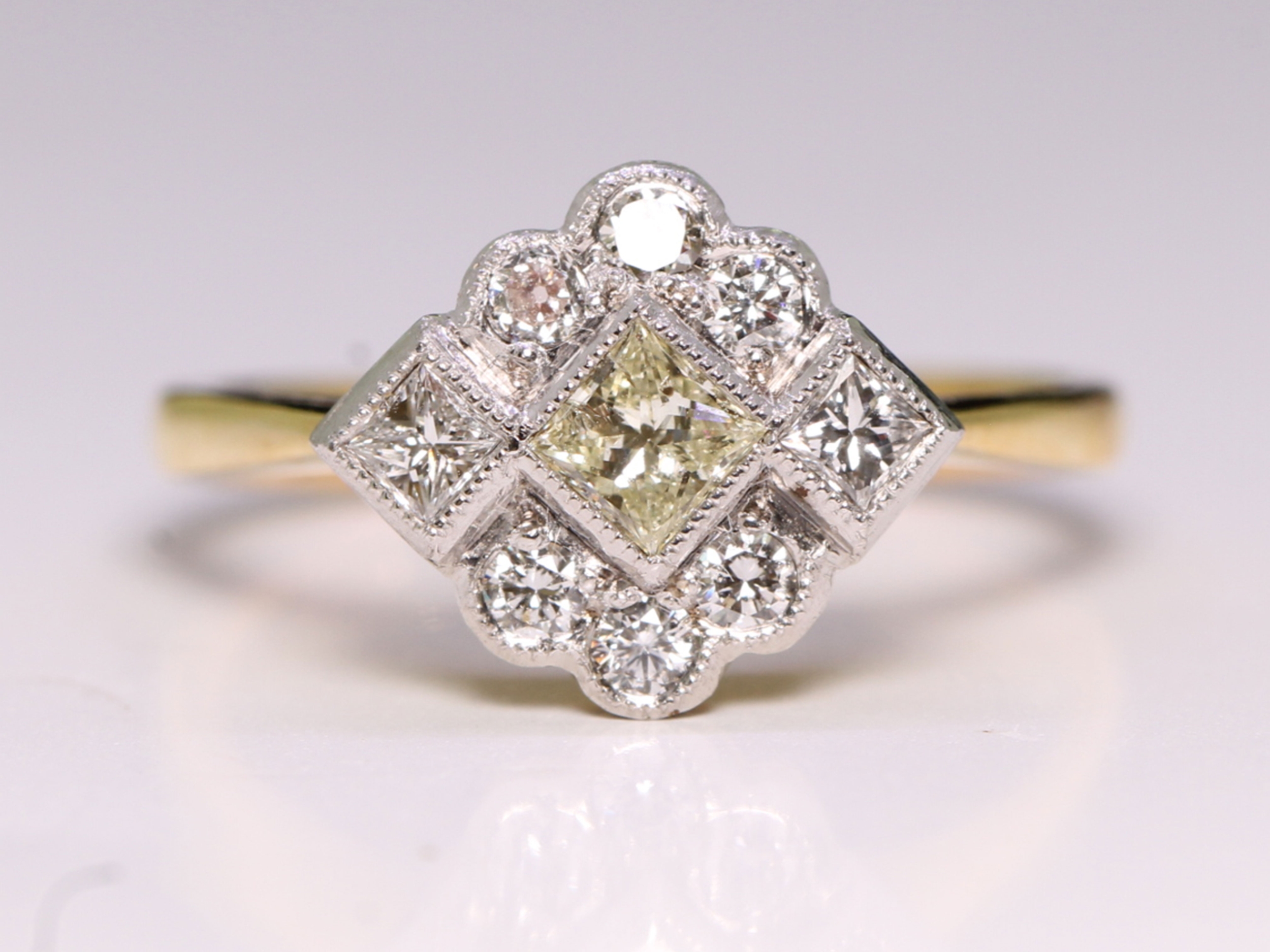 Vintage art deco style diamond 18ct gold cluster ring