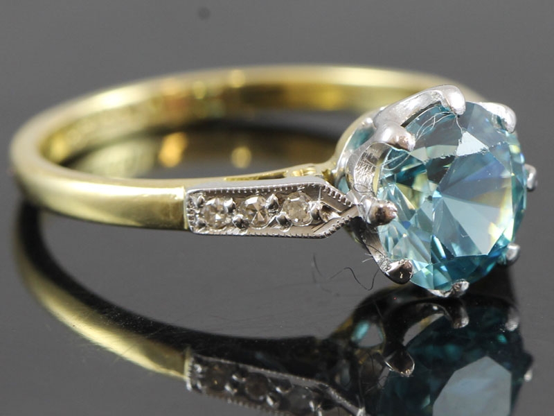 Fabulous blue zircon and diamond 18 carat gold ring
