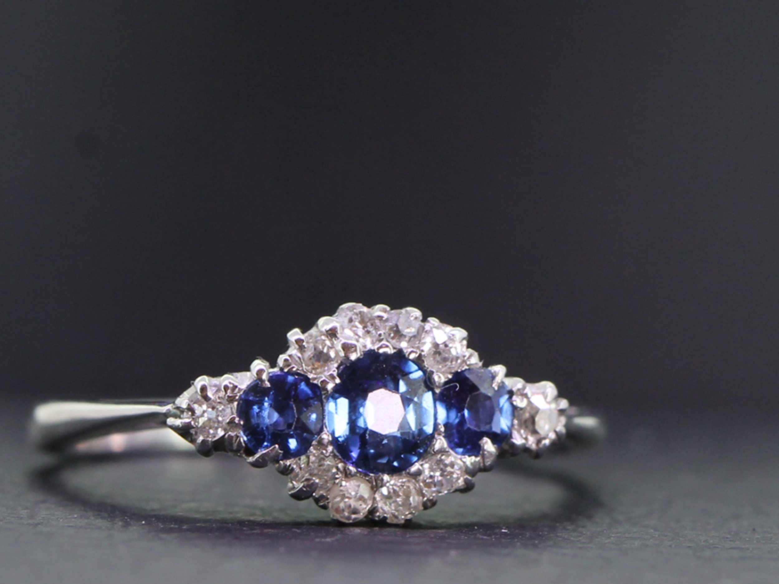  fabulous sapphire and diamond 18 carat and platinum ring 