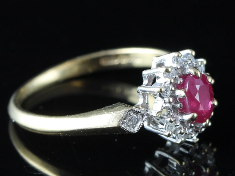 Ornate ruby and diamond cluster 9 carat gold ring
