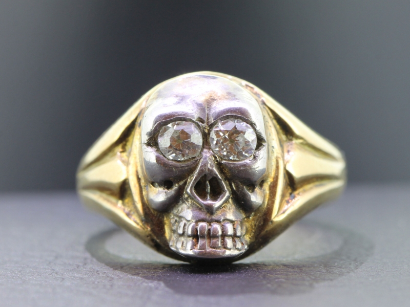 magnificent 18 carat gold silver set diamond skull ring