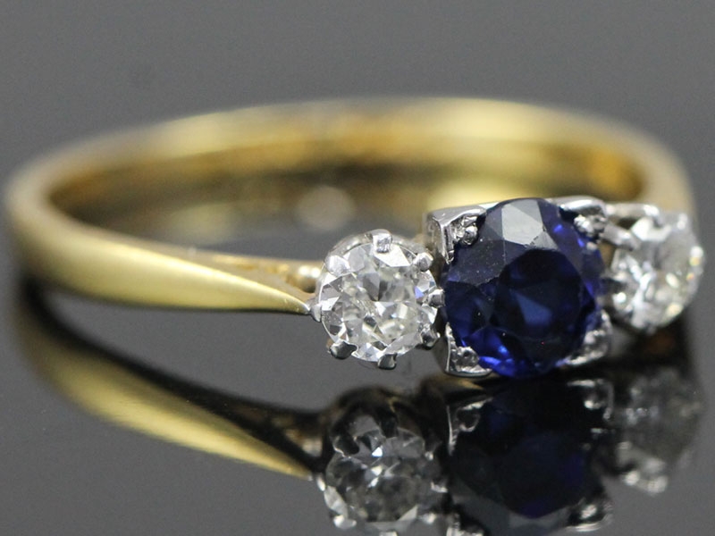 Fabulous sapphire and diamond trilogy ring