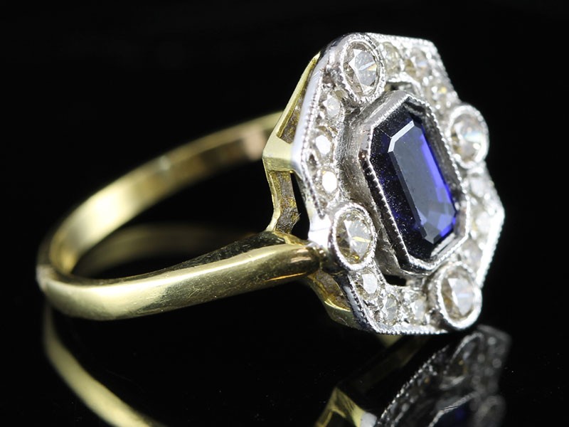 Irresistable inspired art deco sapphire and diamond 18 carat ring