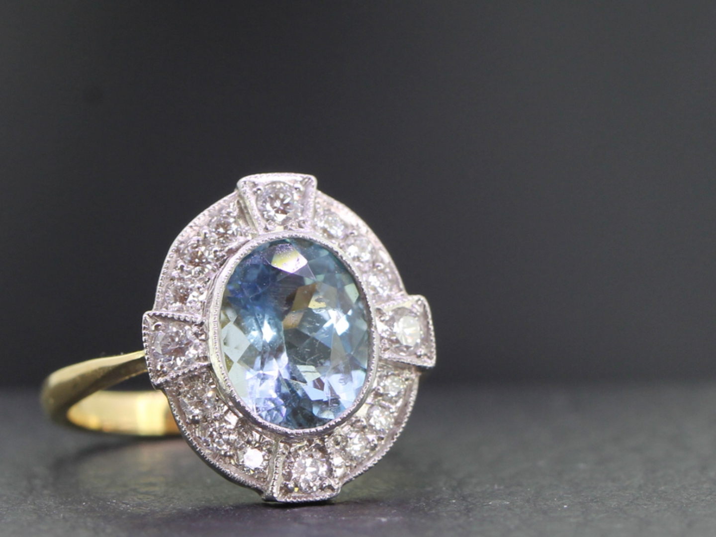 Stunning aquamarine and diamond 18 carat gold and platinum ring