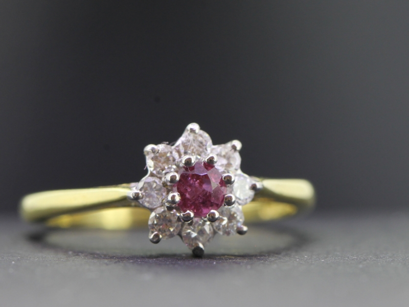 Lovely ruby and diamond 18 carat gold cluster ring