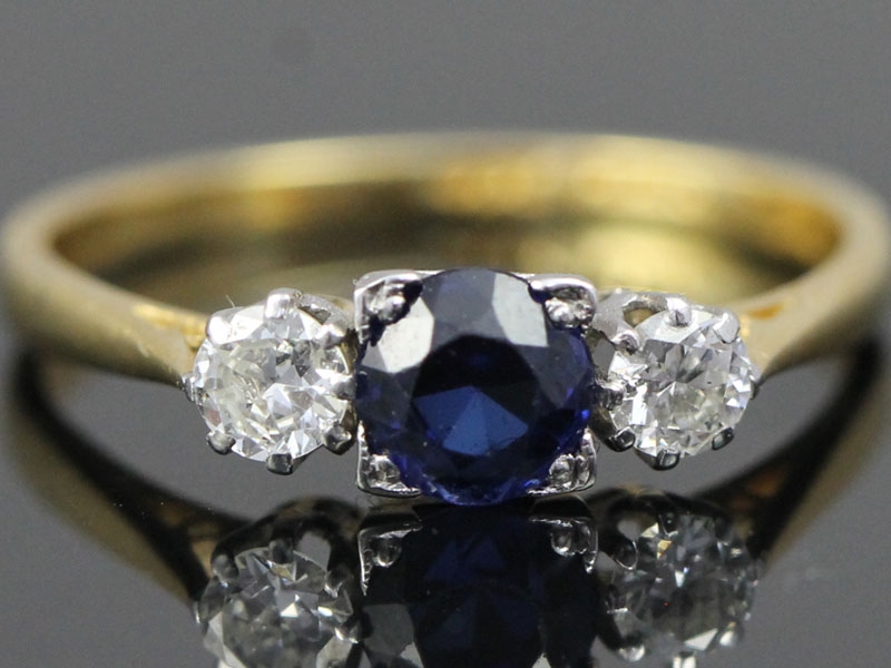 Fabulous sapphire and diamond trilogy ring