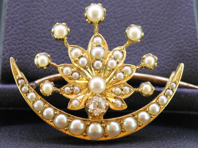 Wonderful pearl and diamond crescent 15 carat gold brooch