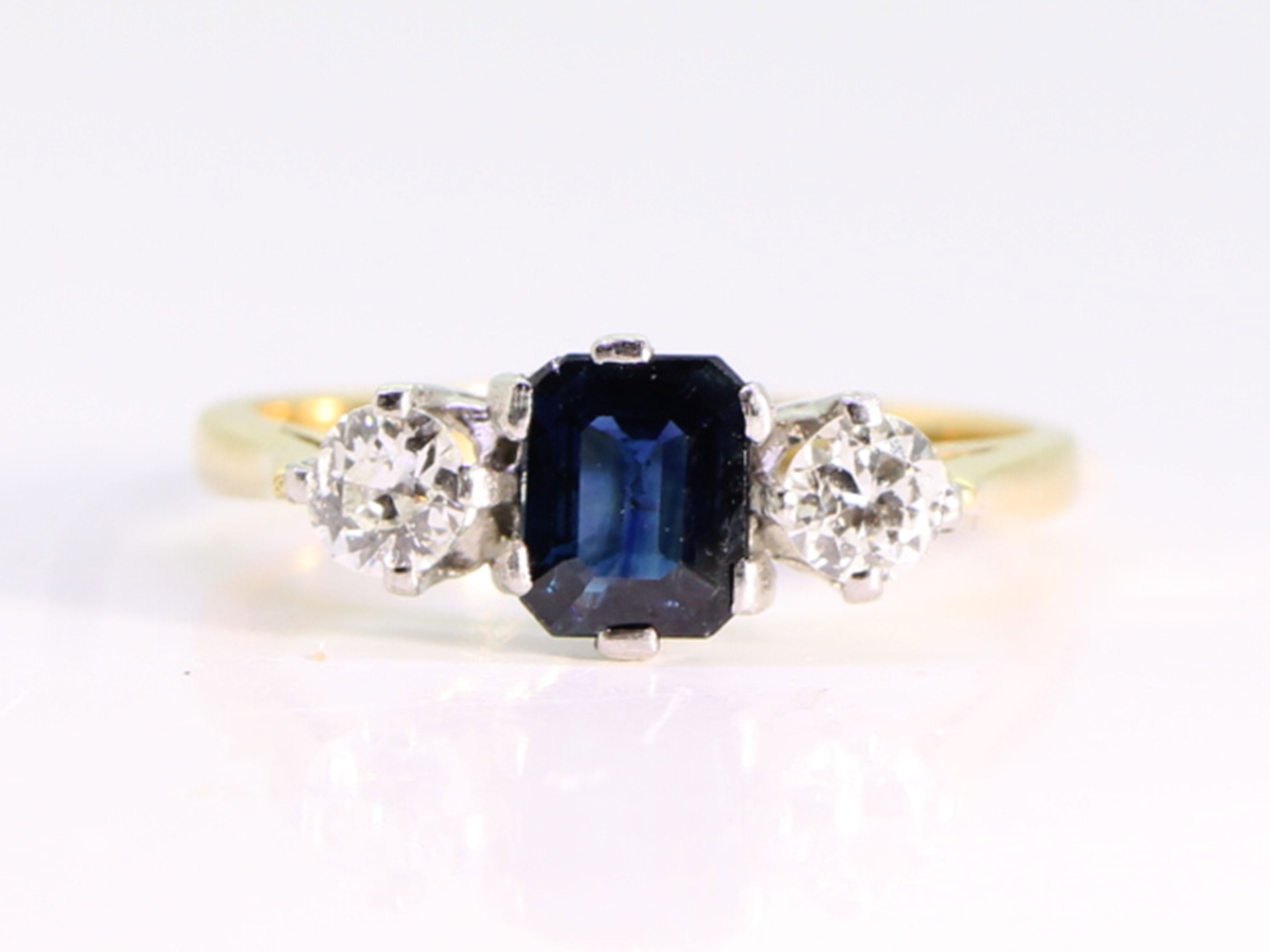 Vintage sapphire and diamond 18ct gold trilogy ring