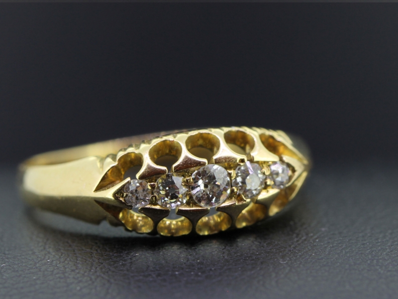 Lovely edwardian diamond 18 carat gold band