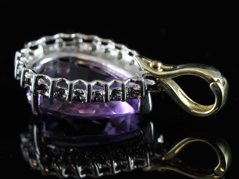 Elegant 3 carat amethyst and diamond 9 carat gold pendant 