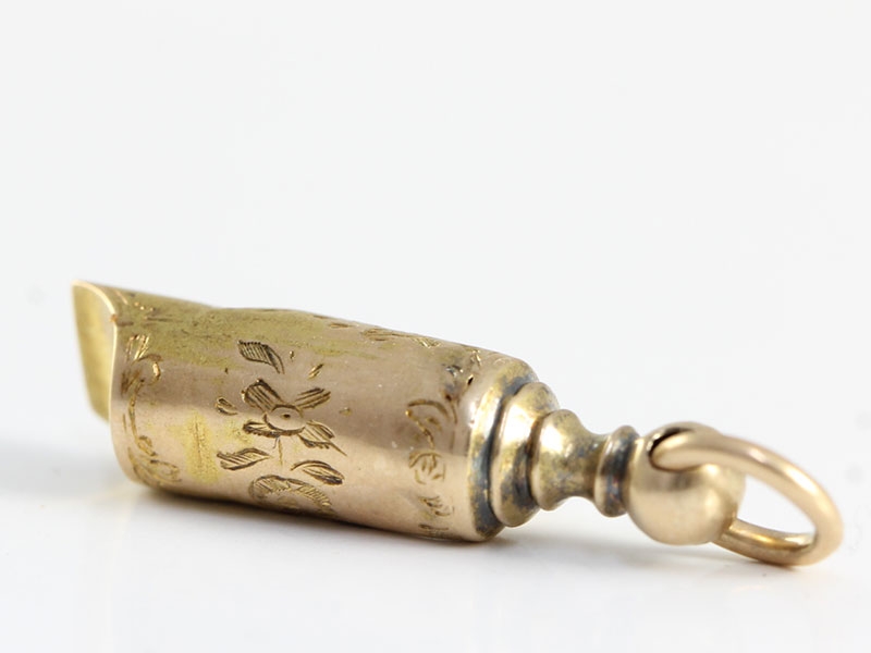 Wonderful gold whistle pendant/charm