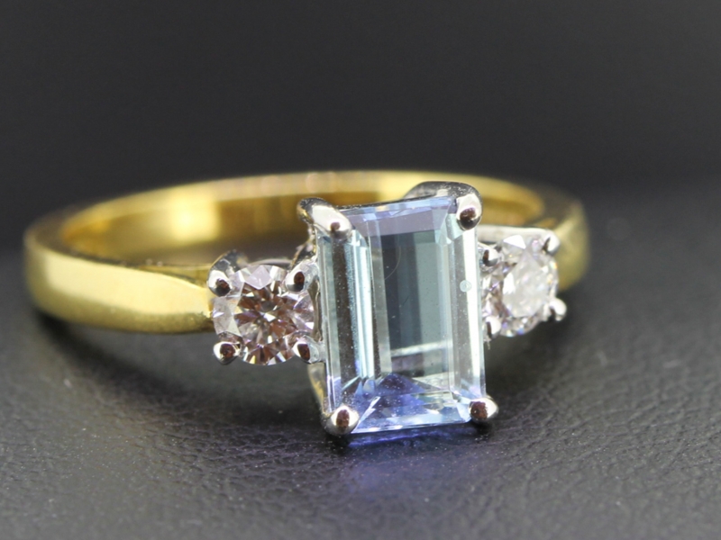 Gorgeous aquamarine and diamond 18 carat trilogy ring