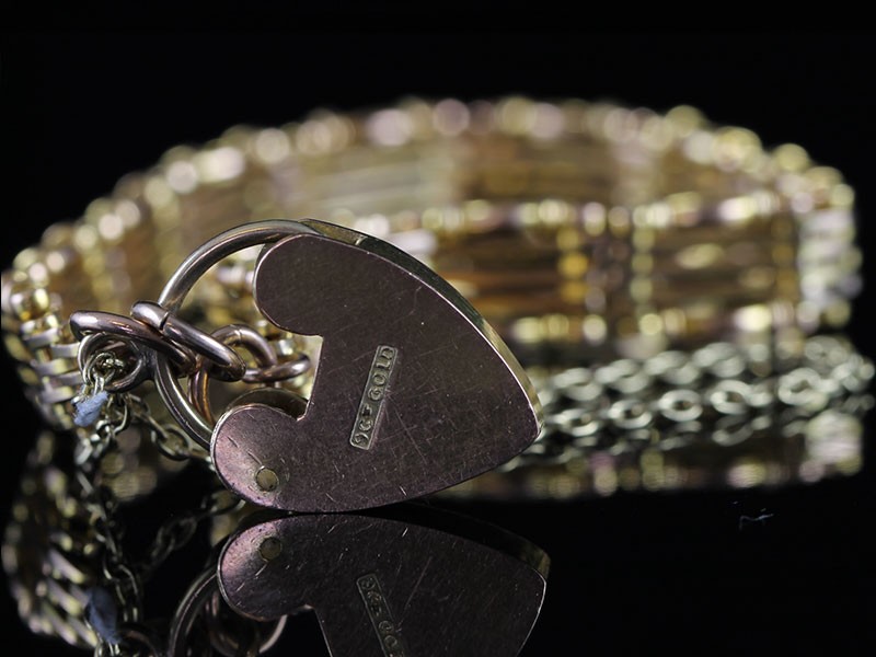 Very elegant 9 carat rose gold victorian gate bracelet 