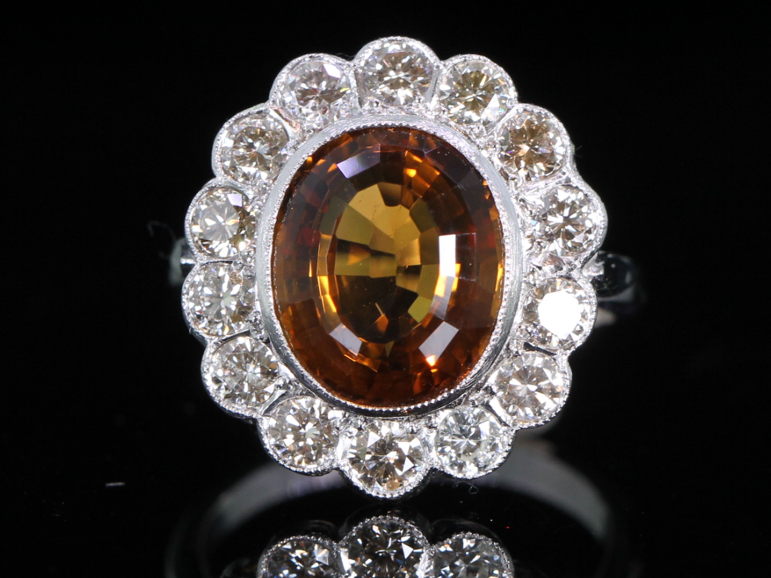 Vintage 4ct citrine and diamond 18ct gold cocktail ring