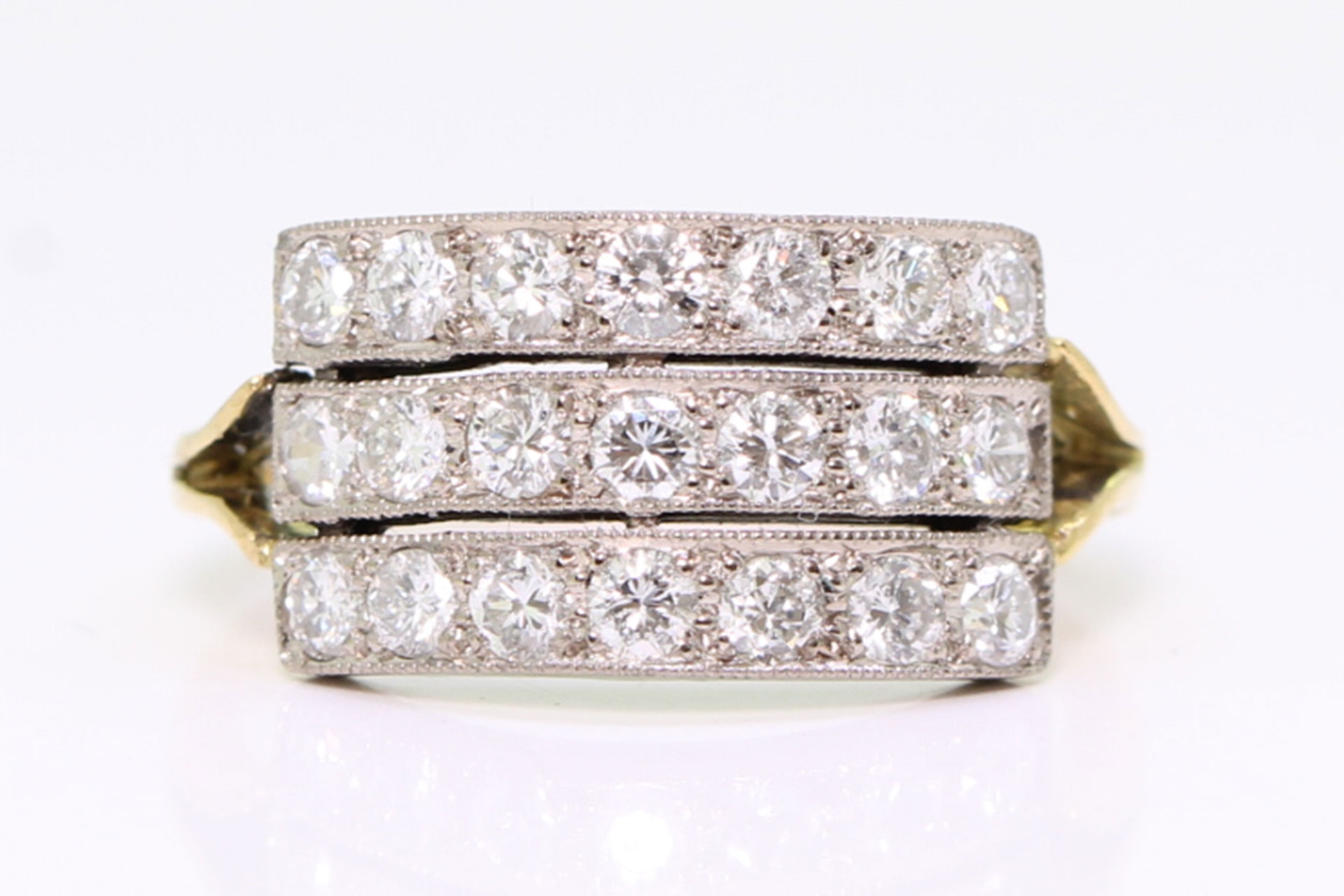  vintage three row diamond 18ct gold band ring
