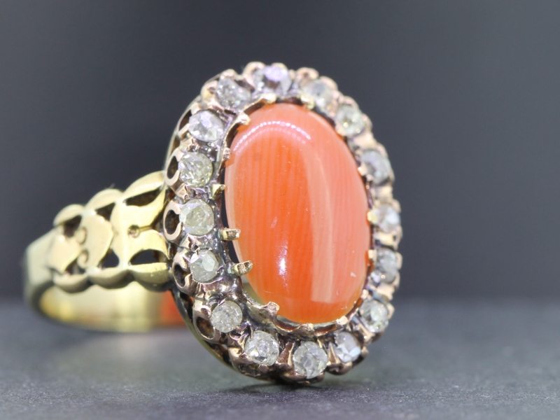 Glamorous coral and diamond gold cocktail ring