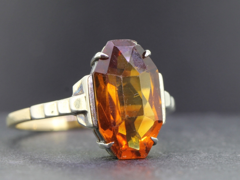 Beautiful 1920s citrine  9 carat gold ring