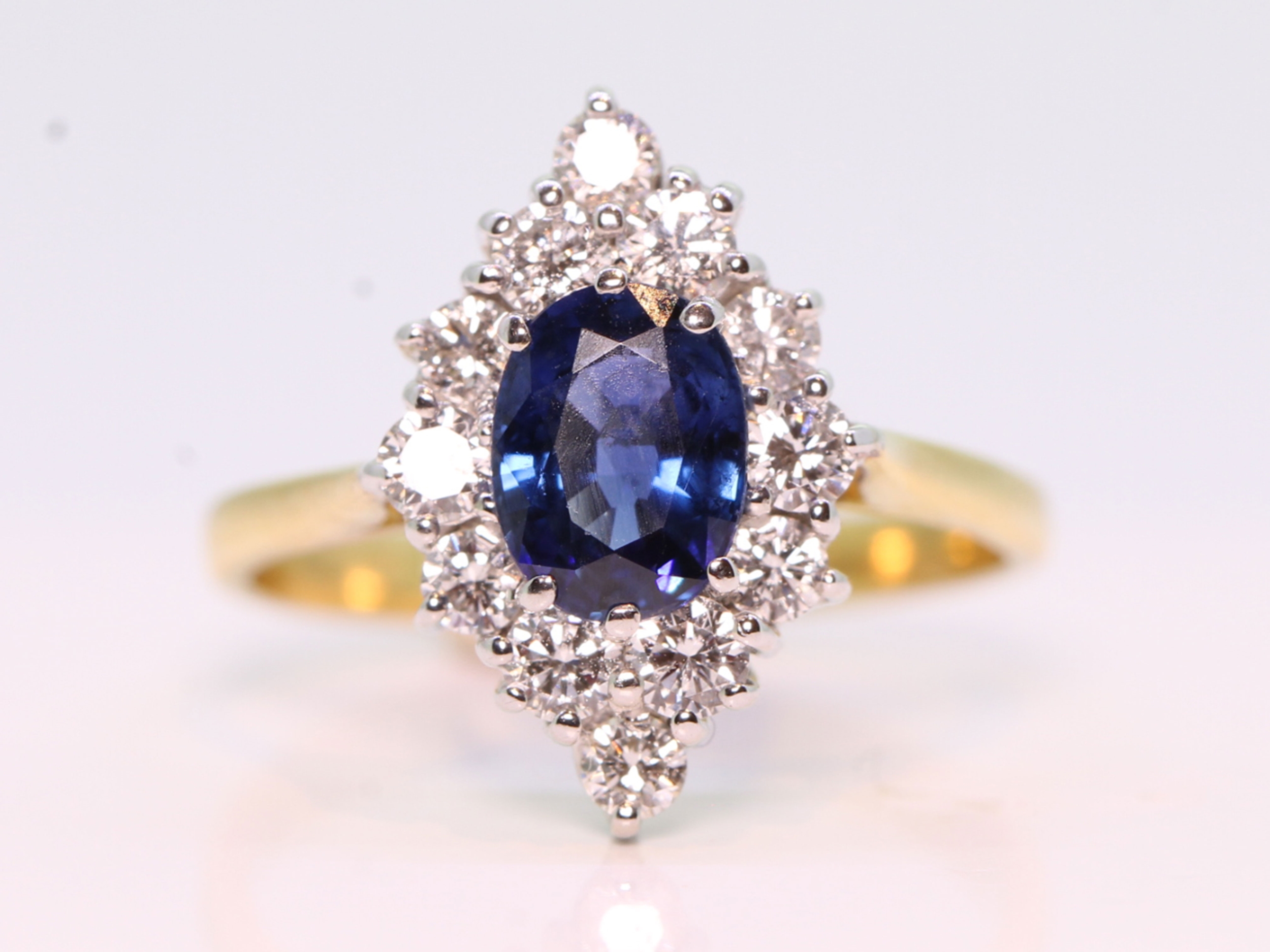 Vintage sapphire and diamond 18ct gold cluster ring