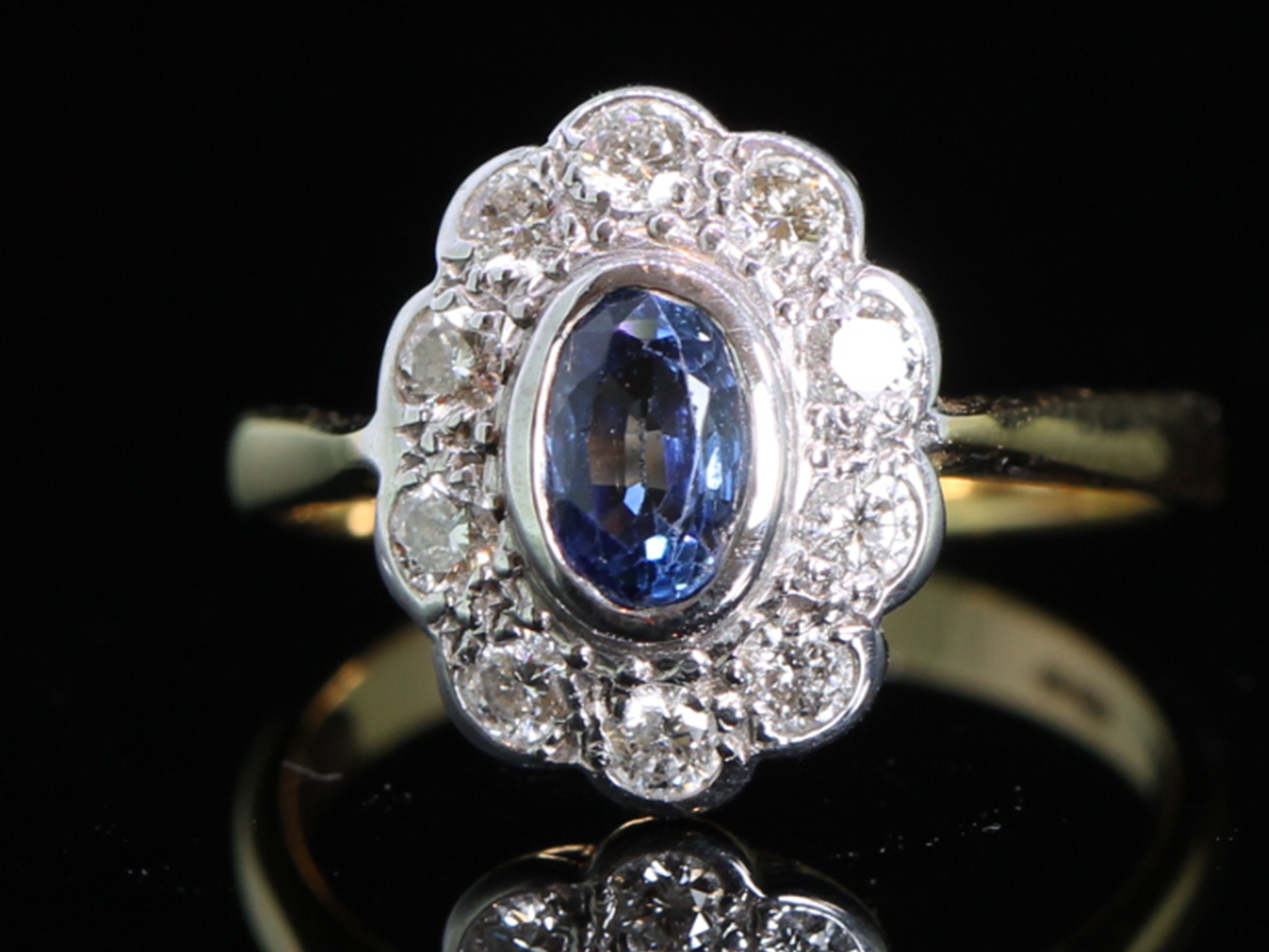 Edwardian ceylon sapphire and diamond 18ct gold cluster ring