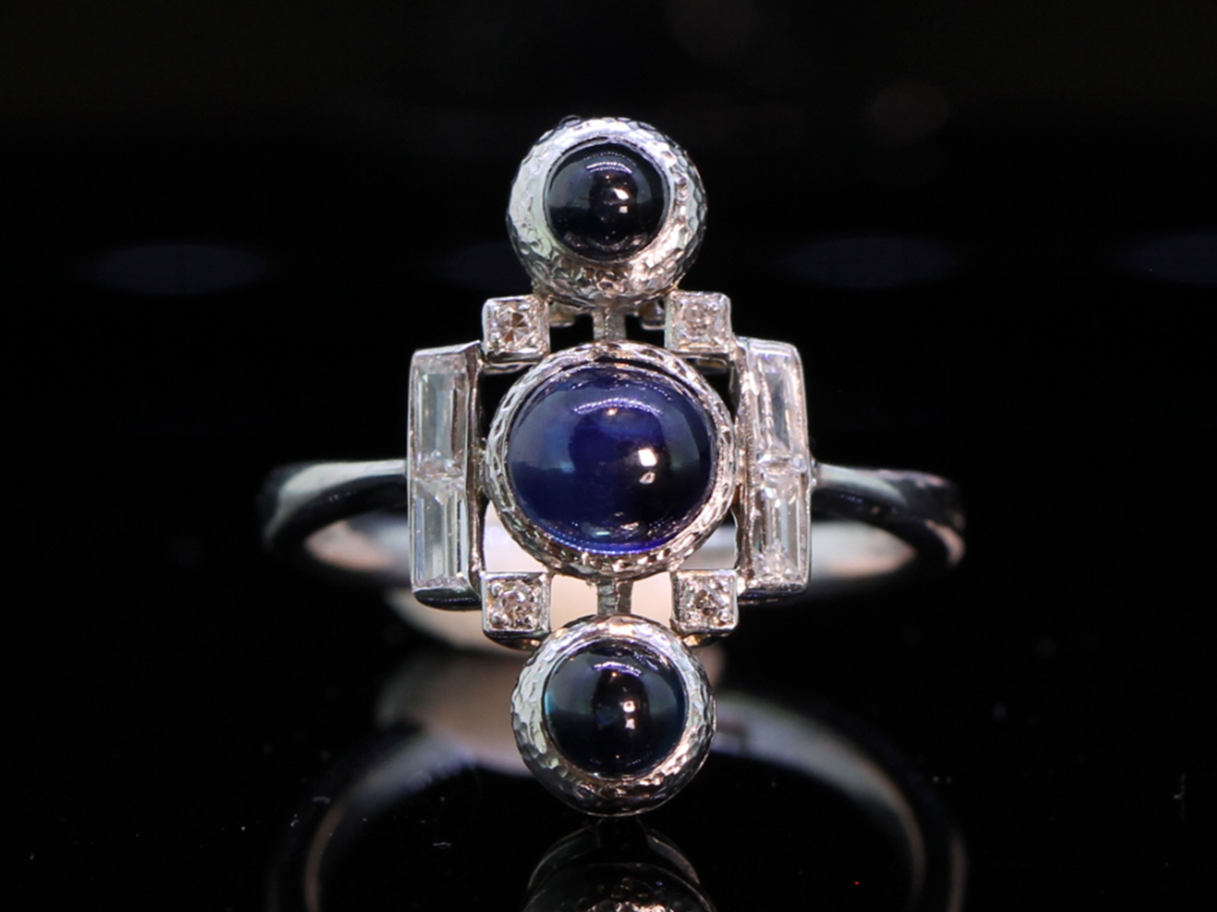 Art deco cabochon sapphire and diamond platinum ring