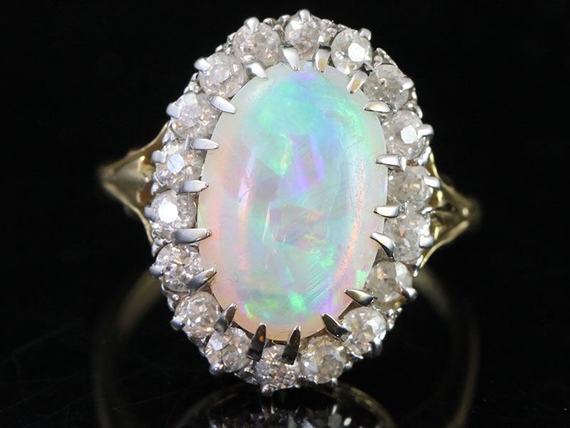 Stunning edwardian 3 carat austrailian opal and diamond 18 carat gold ring