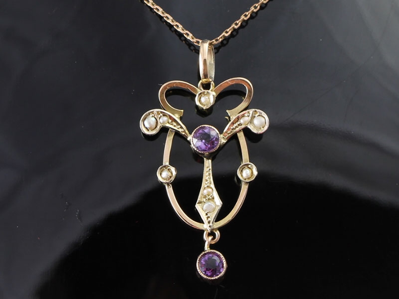  superb lavaliere amethyst and seed pearl 9 carat gold pendant and chain