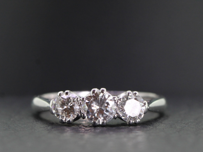 Beautiful three stone diamond 18 carat trilogy ring