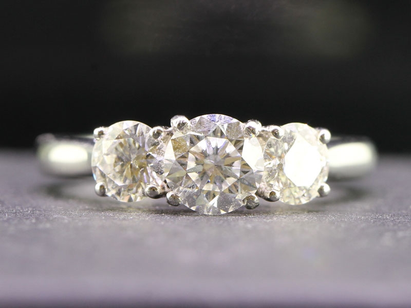  beautiful diamond trilogy platinum ring