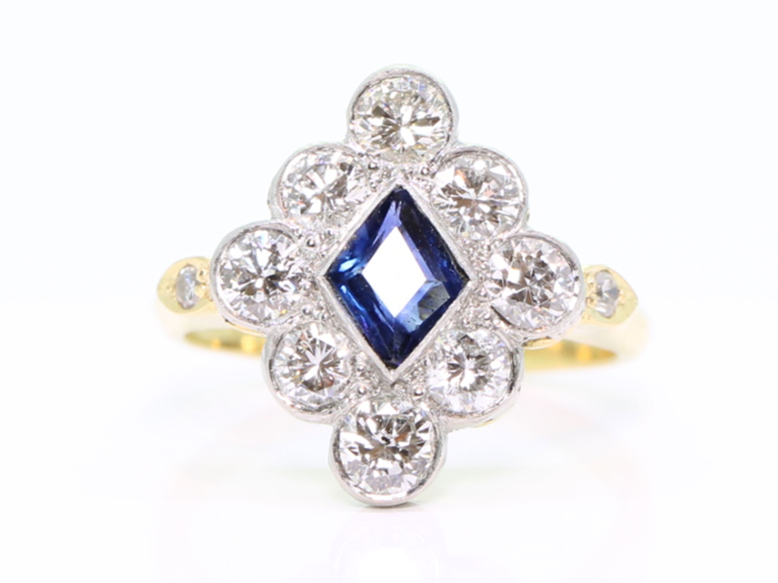 Art deco sapphire and diamond 18ct gold ring