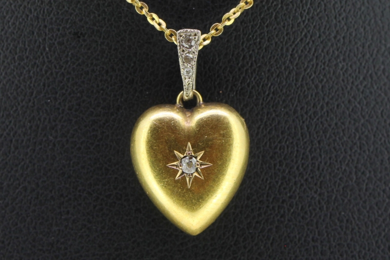 Wonderful edwardian diamond heart 15 carat gold pendant