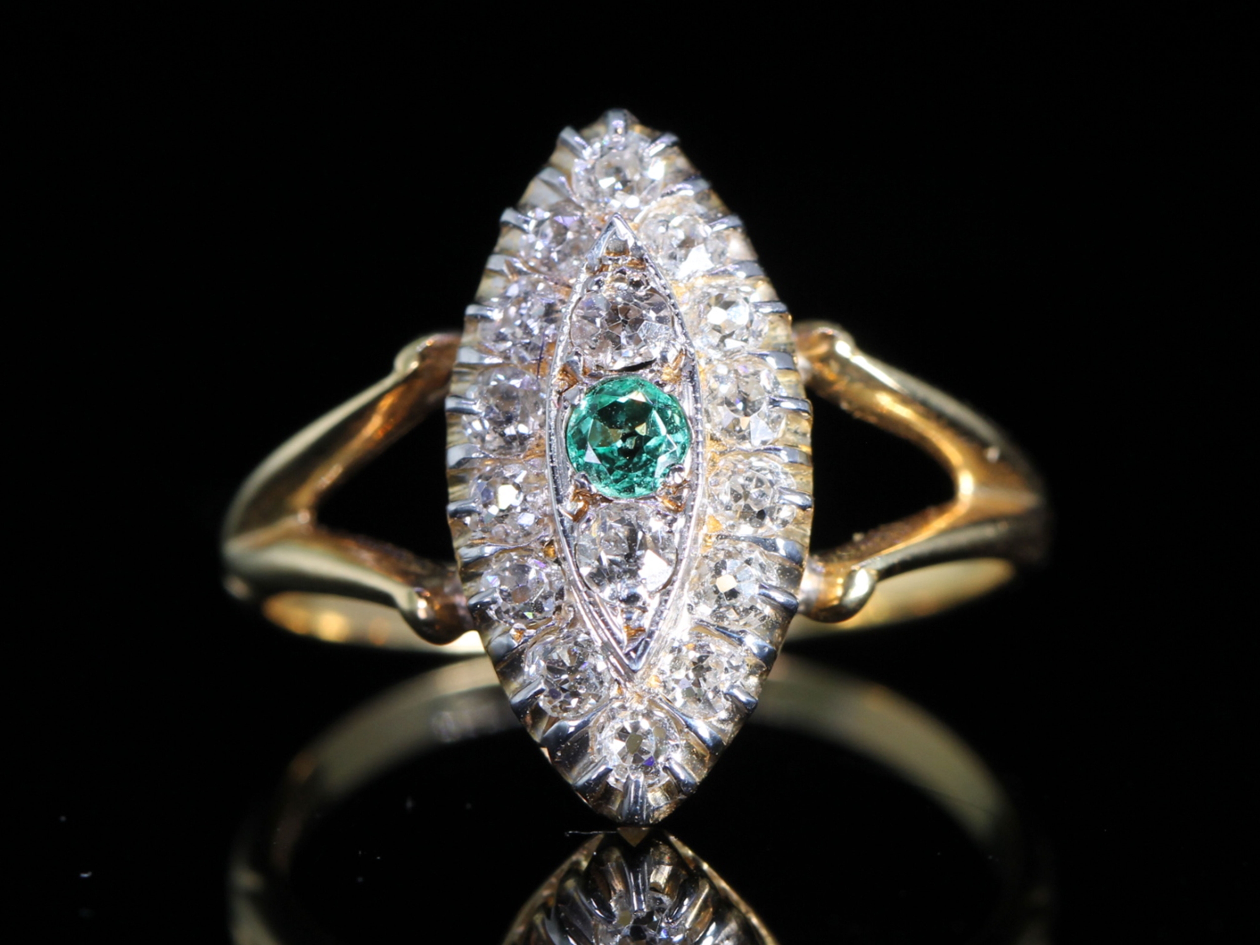  edwardian emerald and diamond 18ct gold navette ring