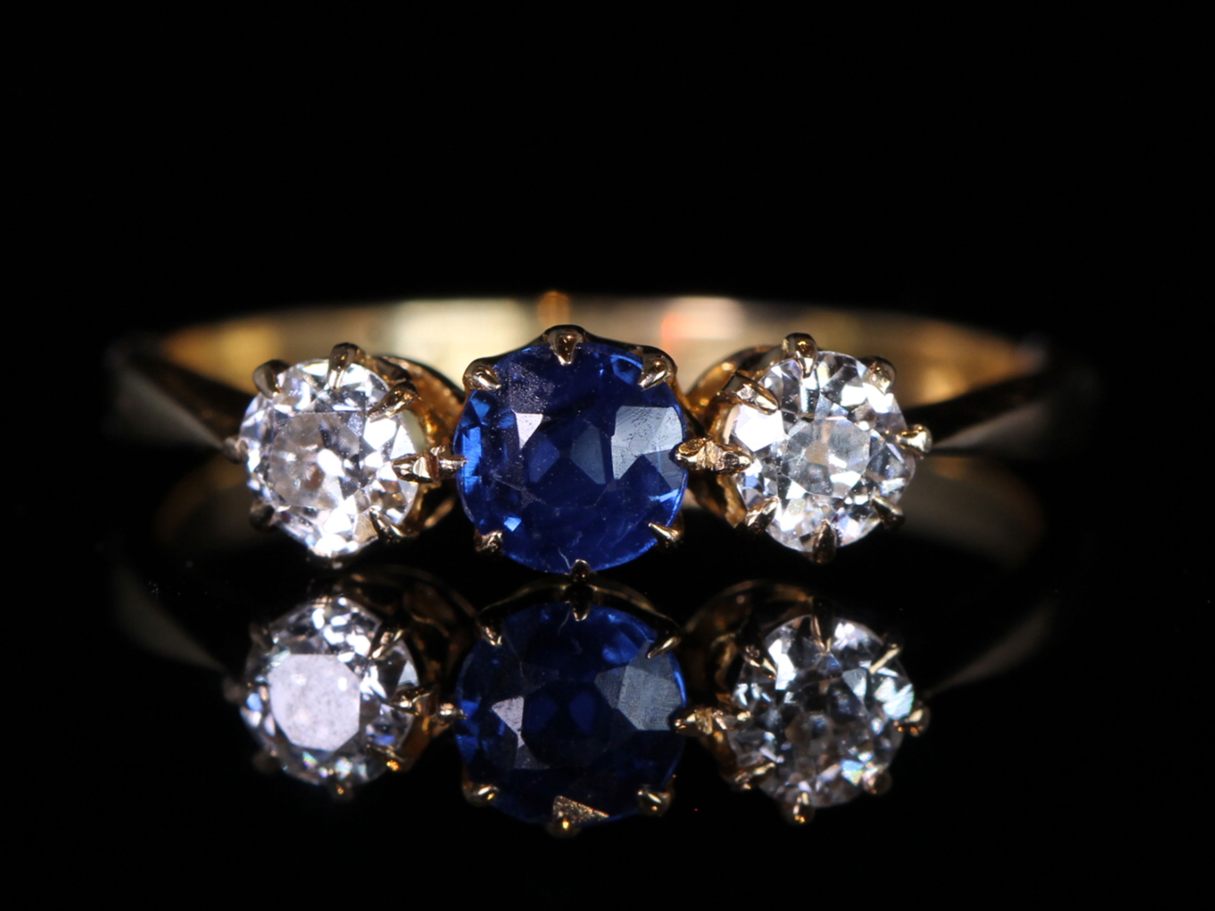 Edwardian natural sapphire and diamond 18ct ring