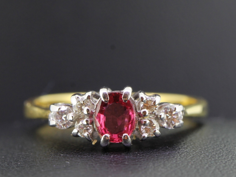 Elegant ruby and diamond 18 carat gold ring