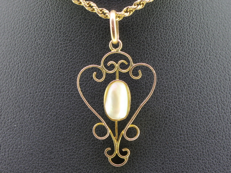 Art nouveau blister pearl pendant and chain