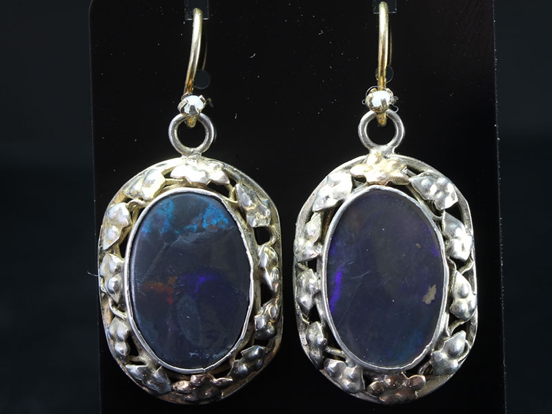 Wonderful black opal silver/gold earrings