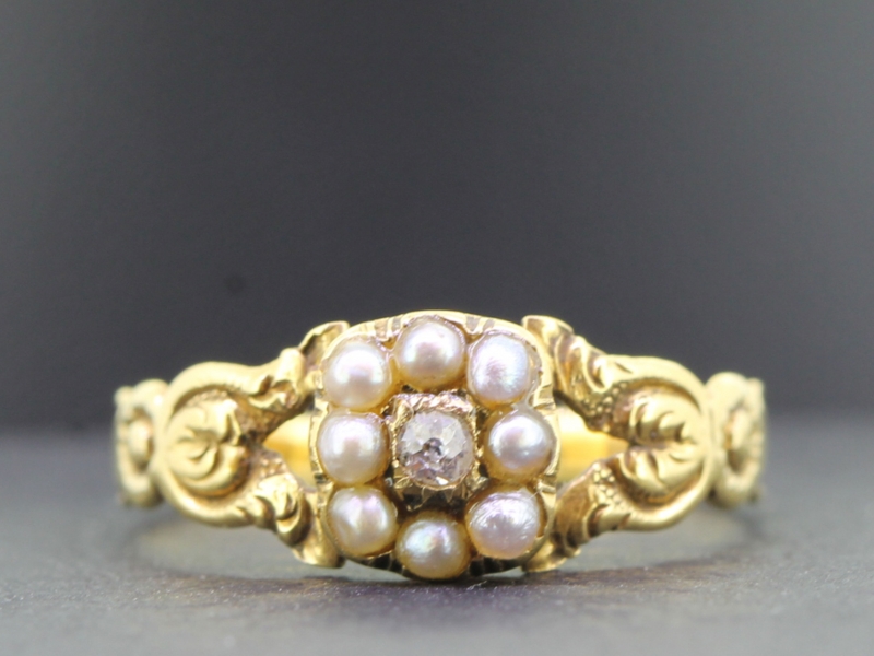 Pretty edwardian diamond and pearl 15 carat gold ring