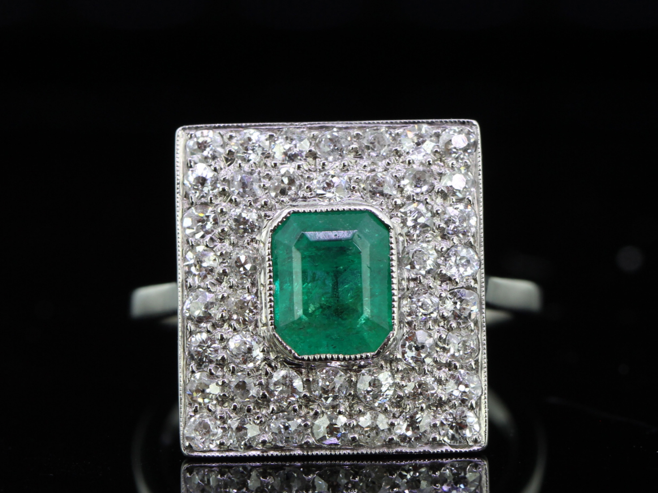 Stunning emerald and diamond art deco platinum ring